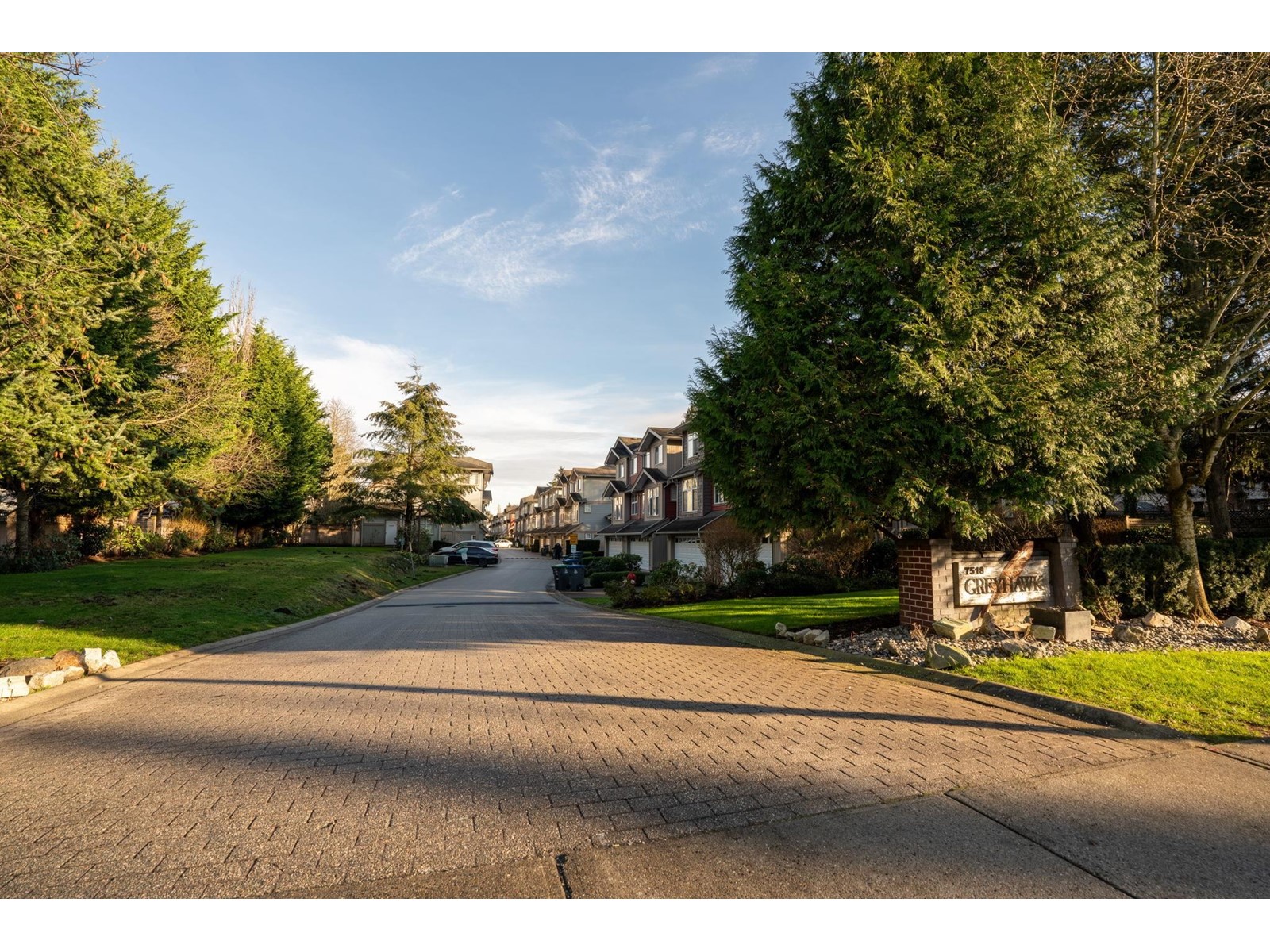 27 7518 138 STREET, Surrey