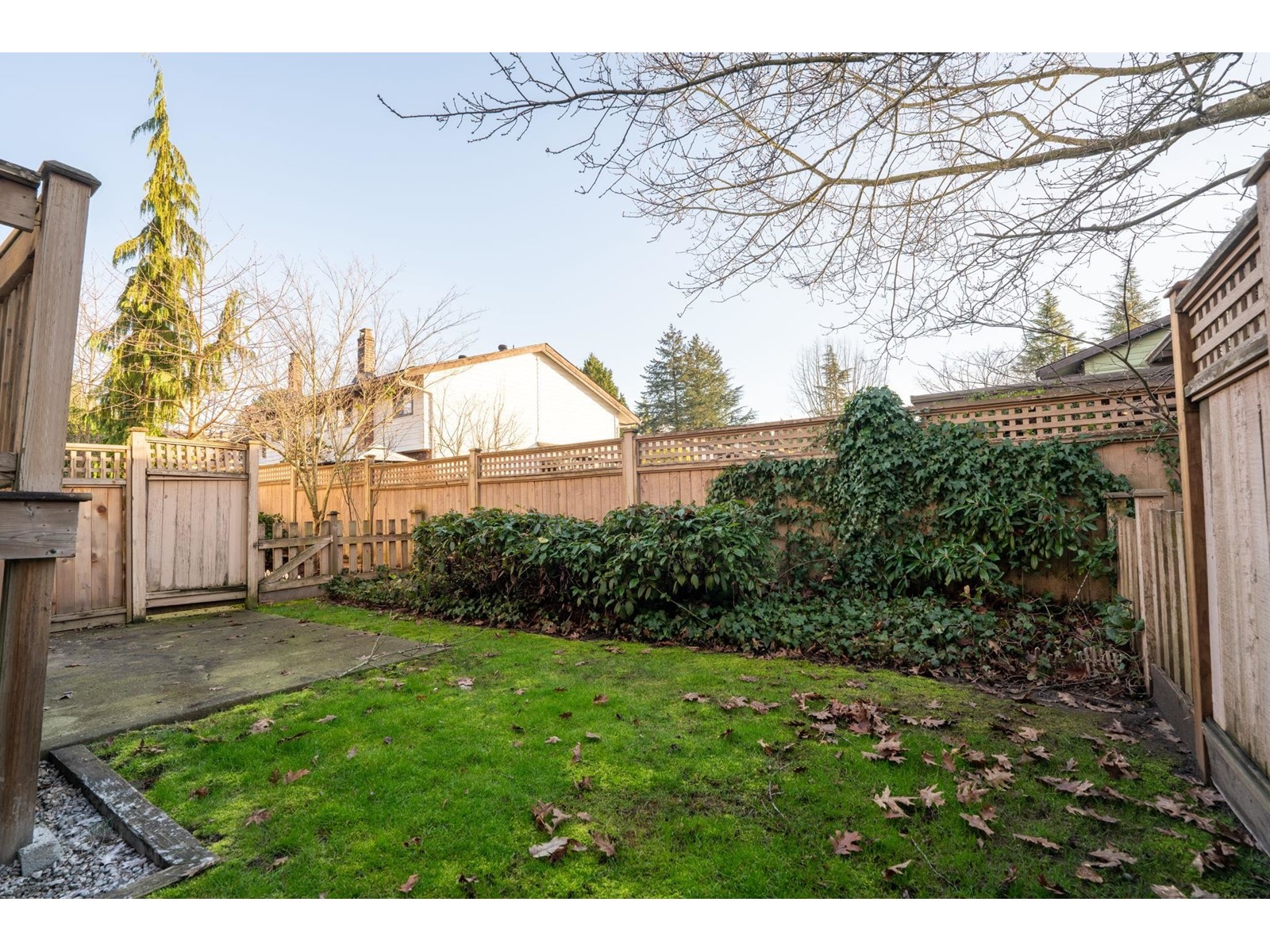 27 7518 138 STREET, Surrey
