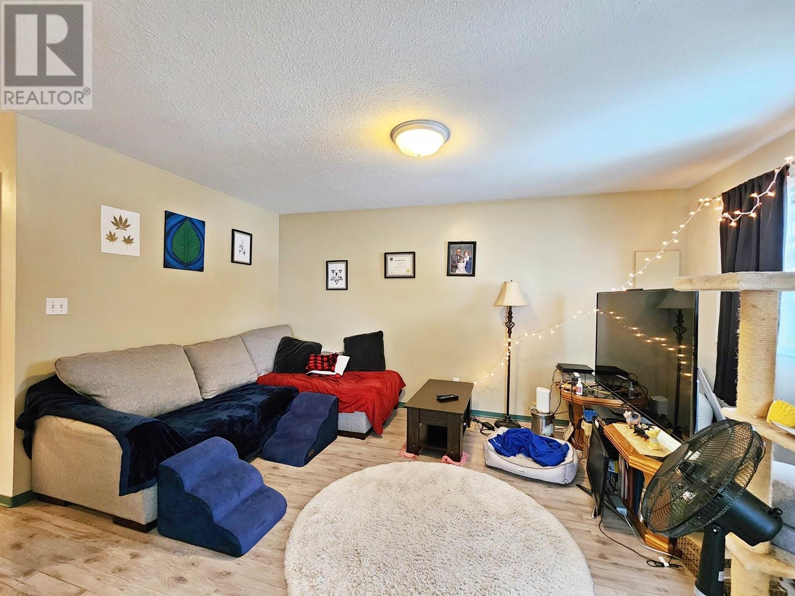 228 HARTLEY STREET, Quesnel