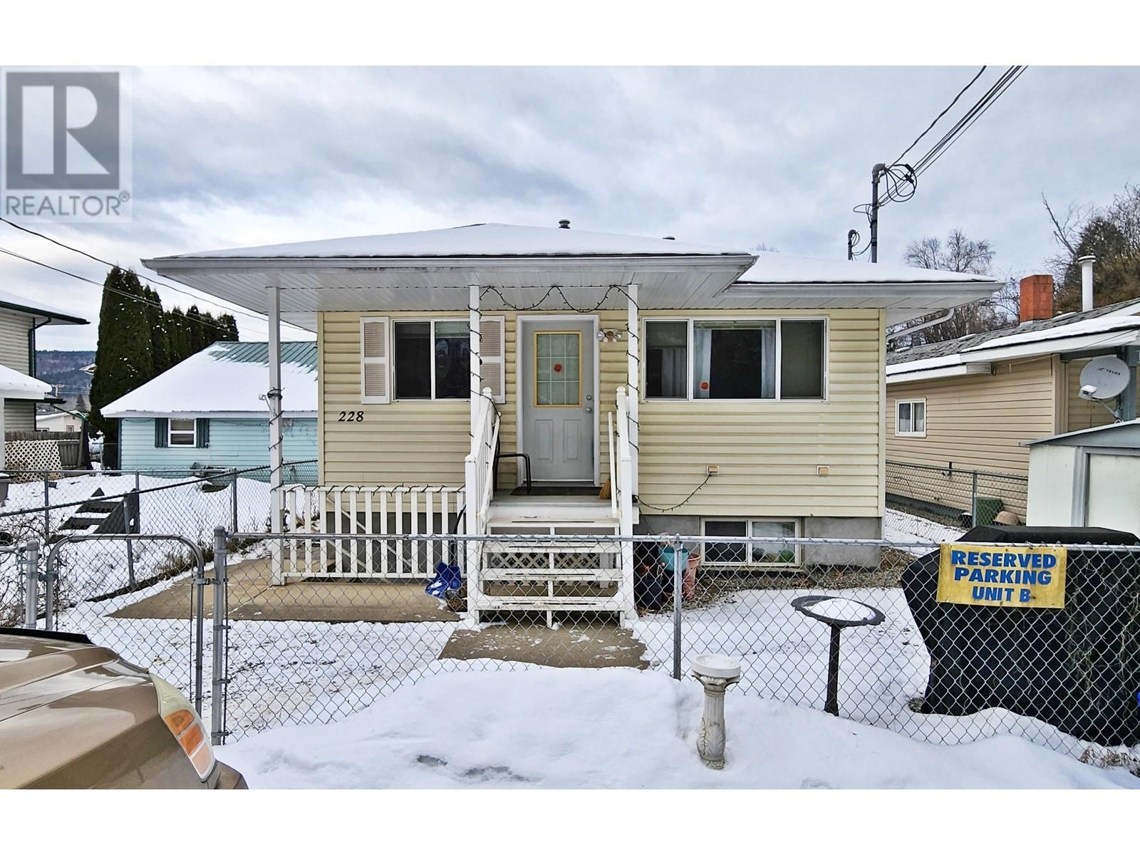 228 HARTLEY STREET, Quesnel