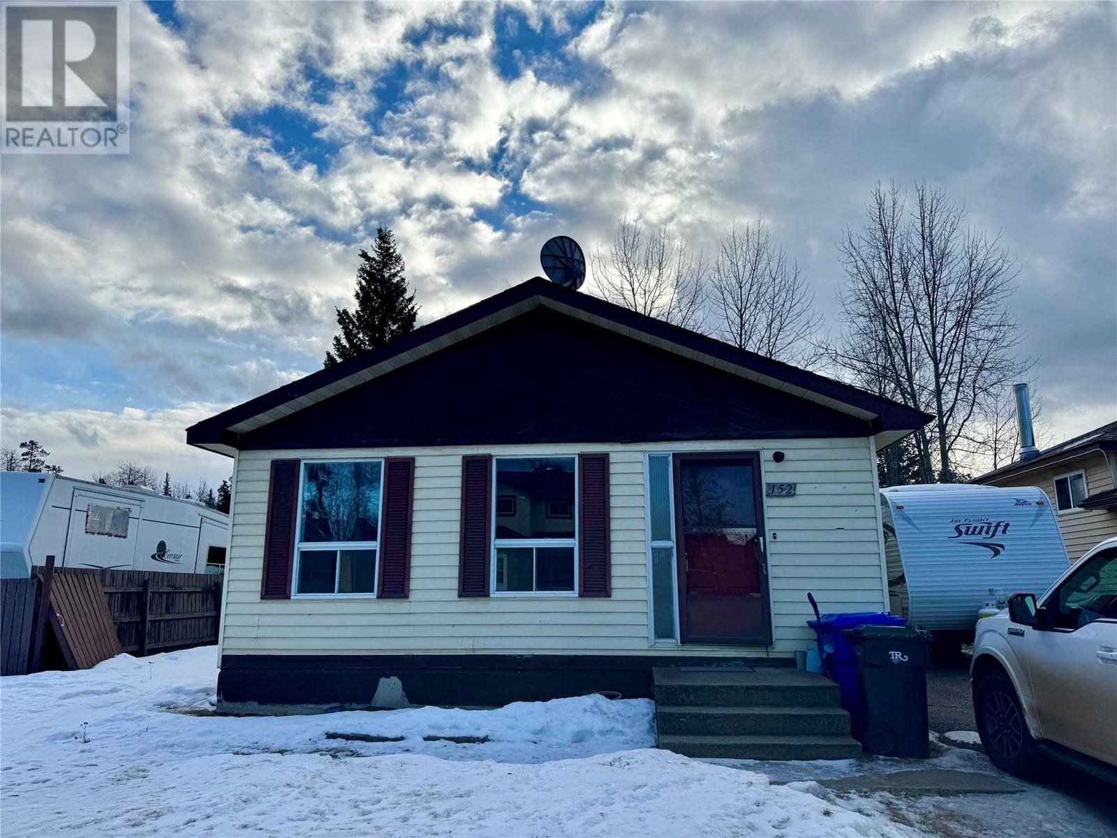 152 Spieker Avenue, Tumbler Ridge