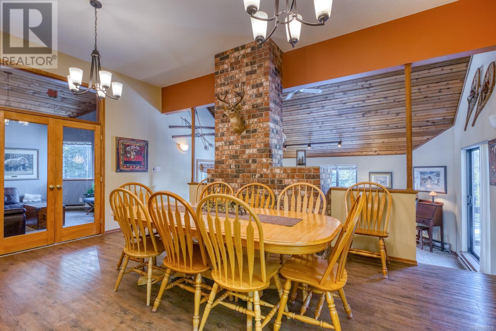 1044 Meadow Lane, Courtenay real estate listing 985708