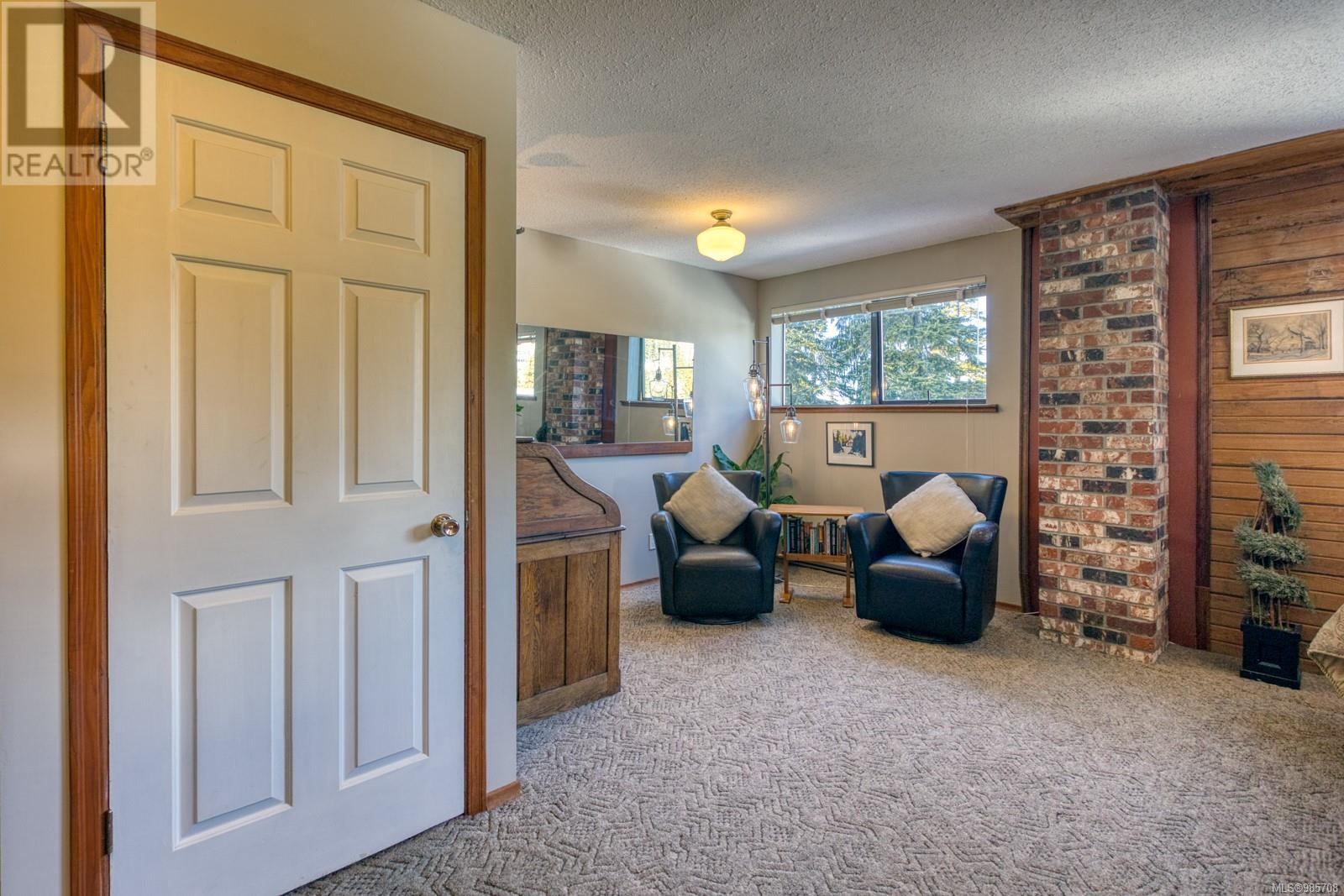 1044 Meadow Lane, Courtenay real estate listing 985708