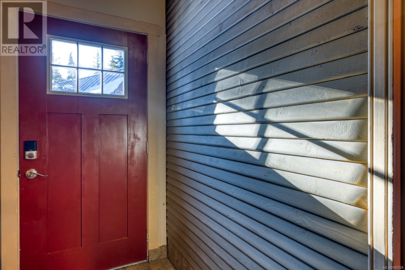 1044 Meadow Lane, Courtenay real estate listing 985708