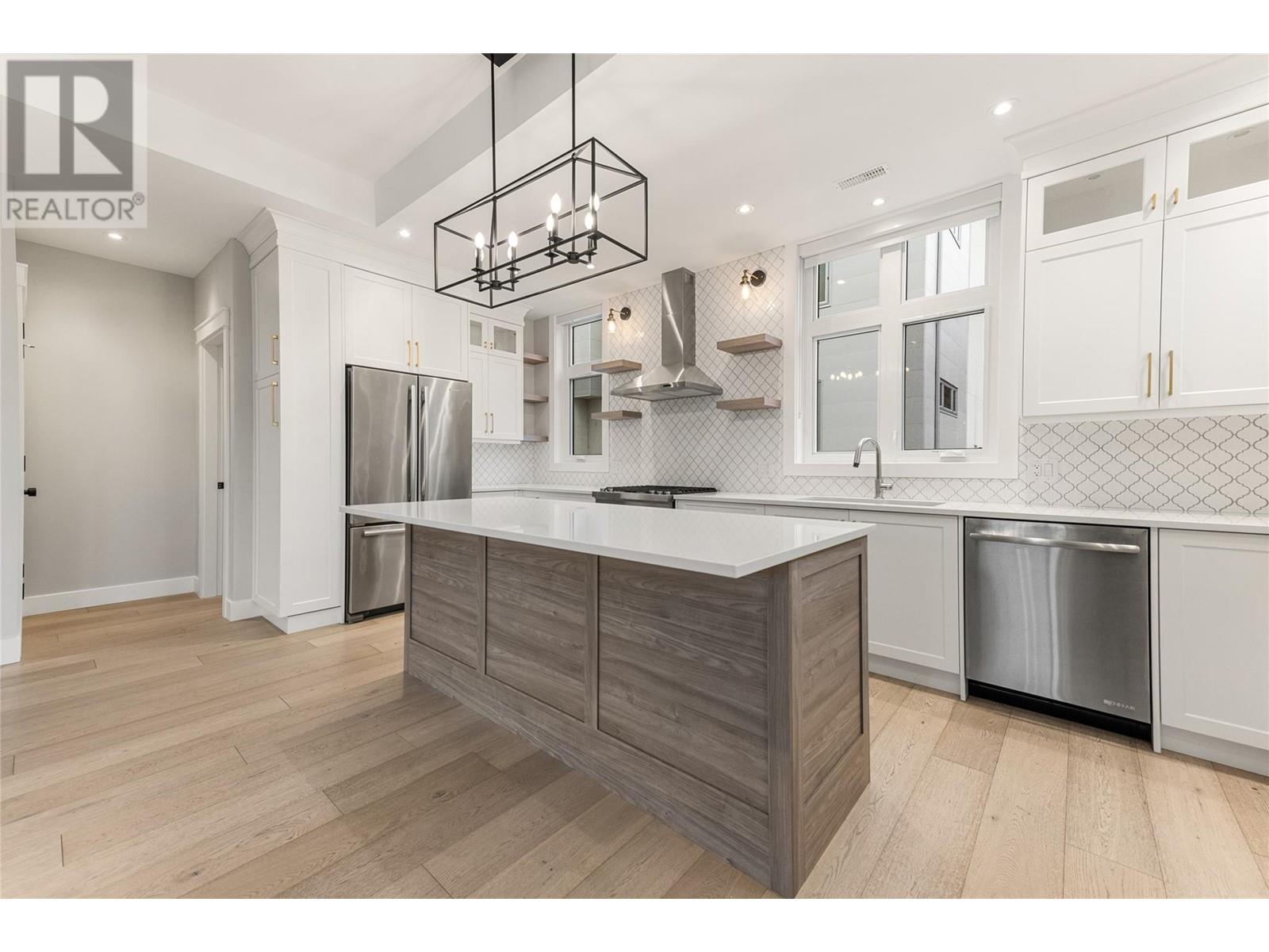 #106 222 LEE AVENUE - Image 15
