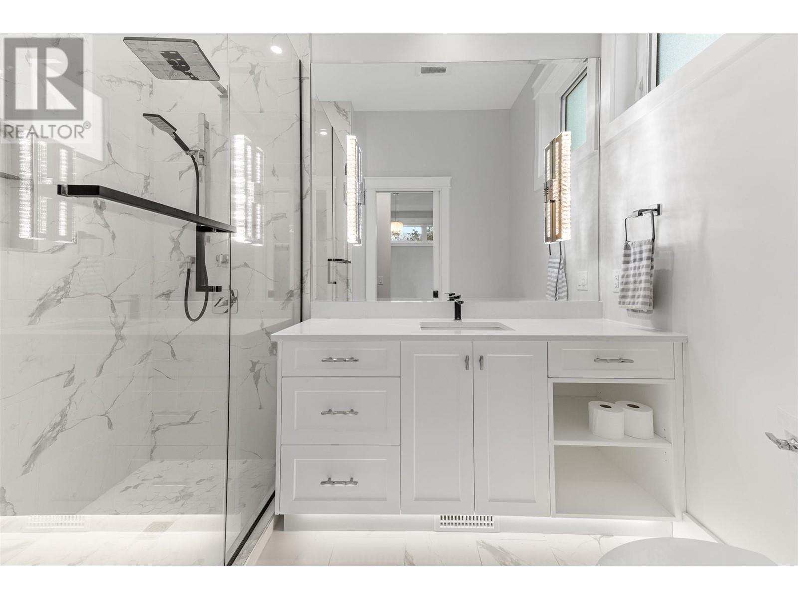 #106 222 LEE AVENUE - Image 34