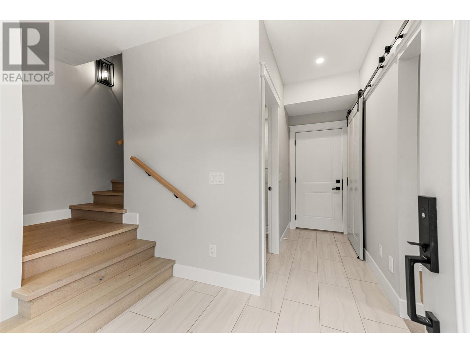 #106 222 LEE AVENUE - Image 6
