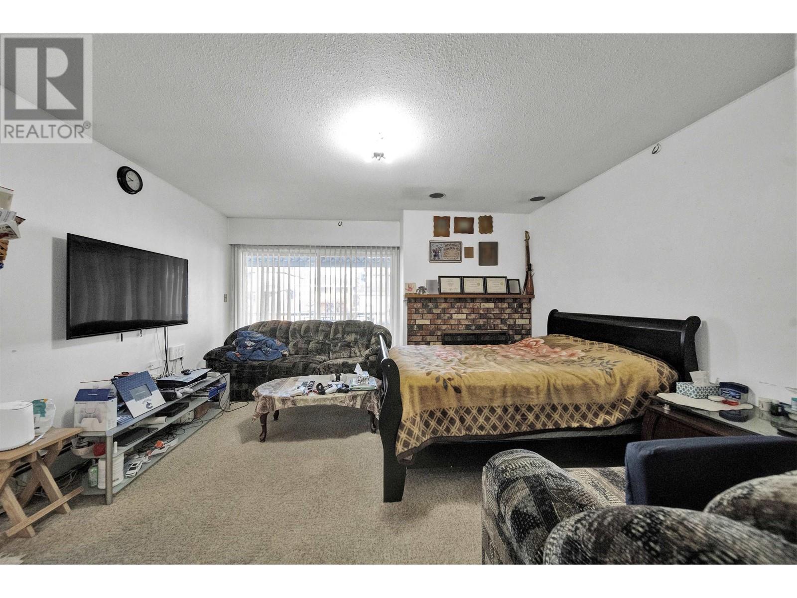 549 E 57TH AVENUE, Vancouver
