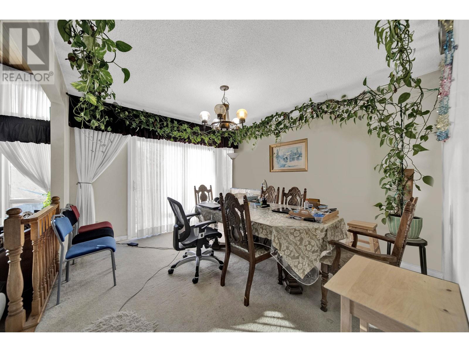 549 E 57TH AVENUE, Vancouver