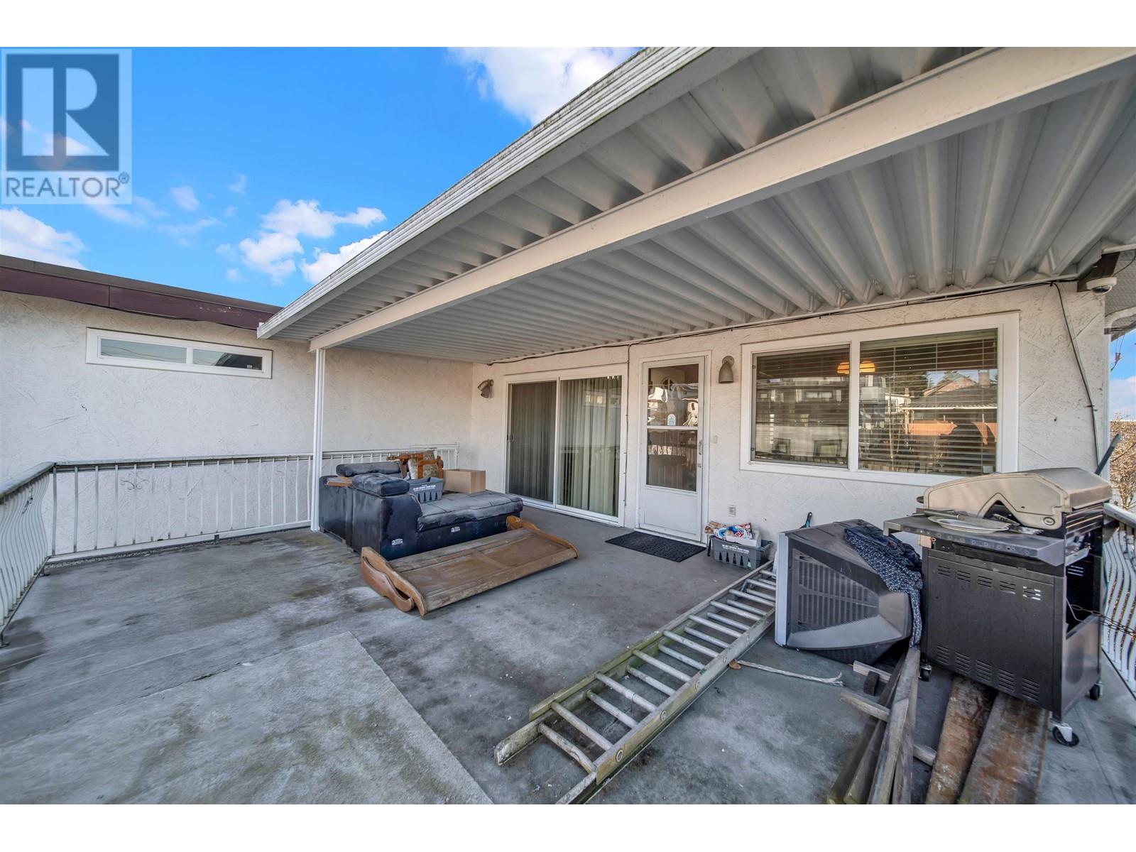 549 E 57TH AVENUE, Vancouver