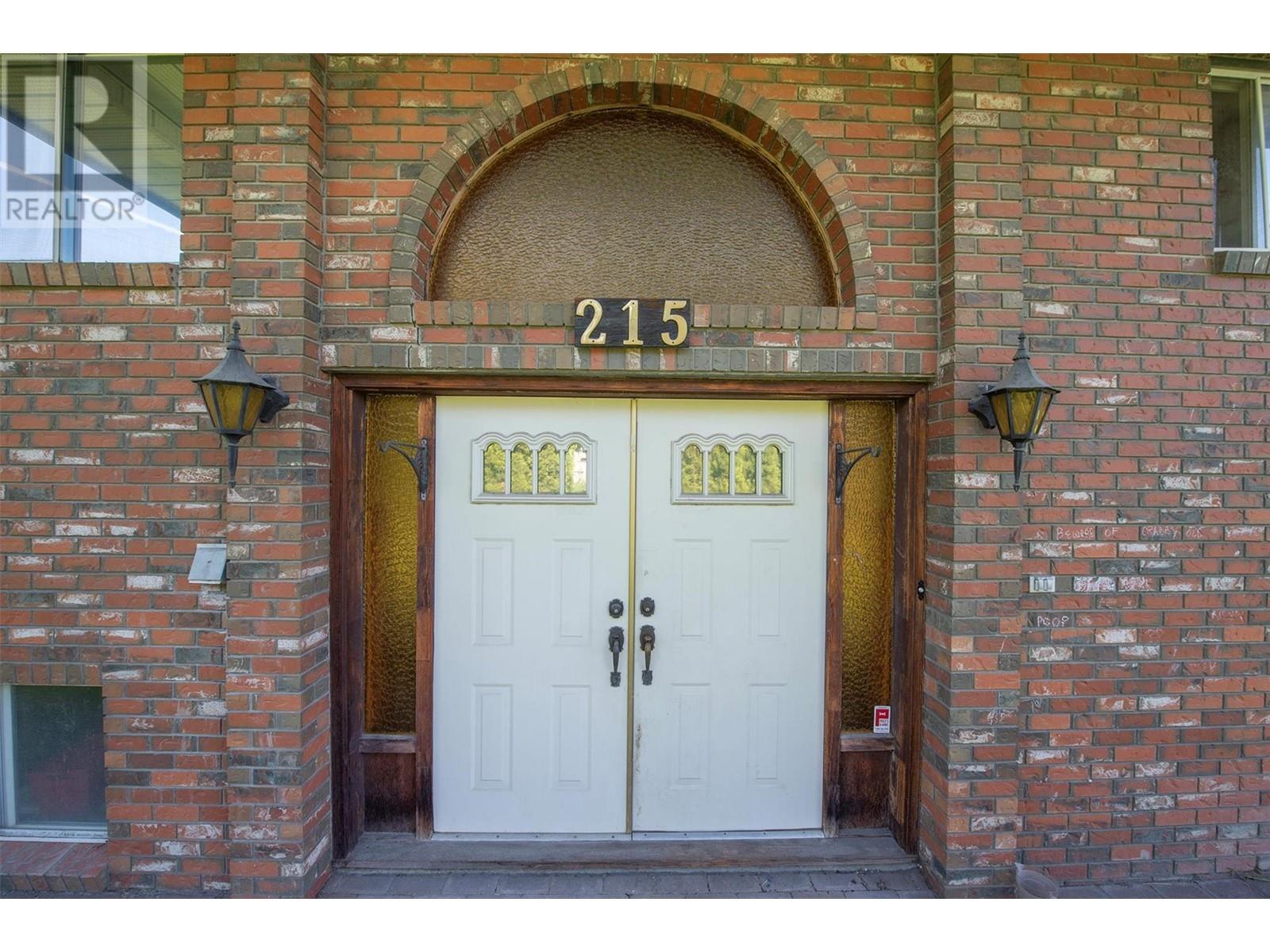  215 Arab Road, Kelowna