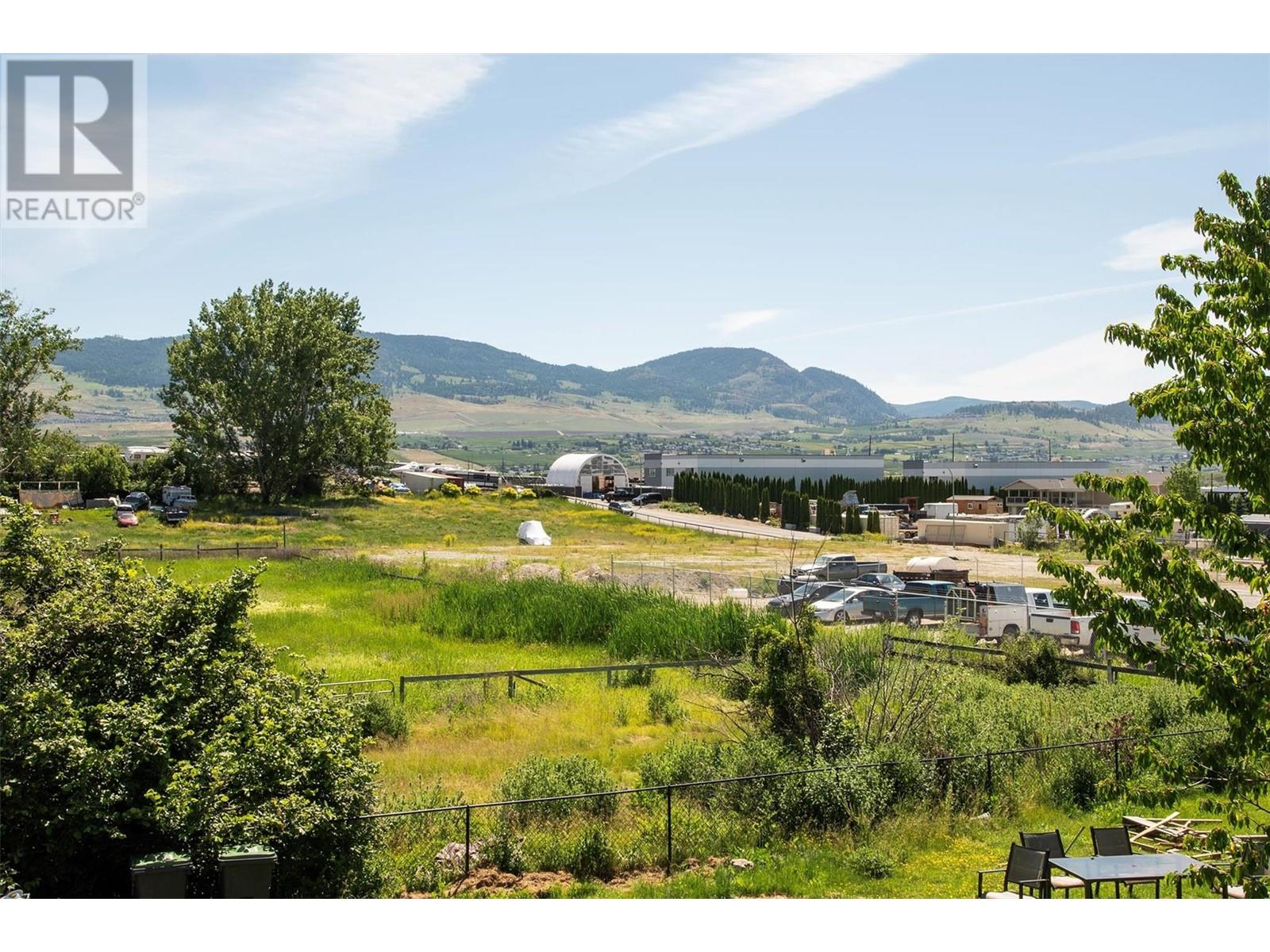  215 Arab Road, Kelowna