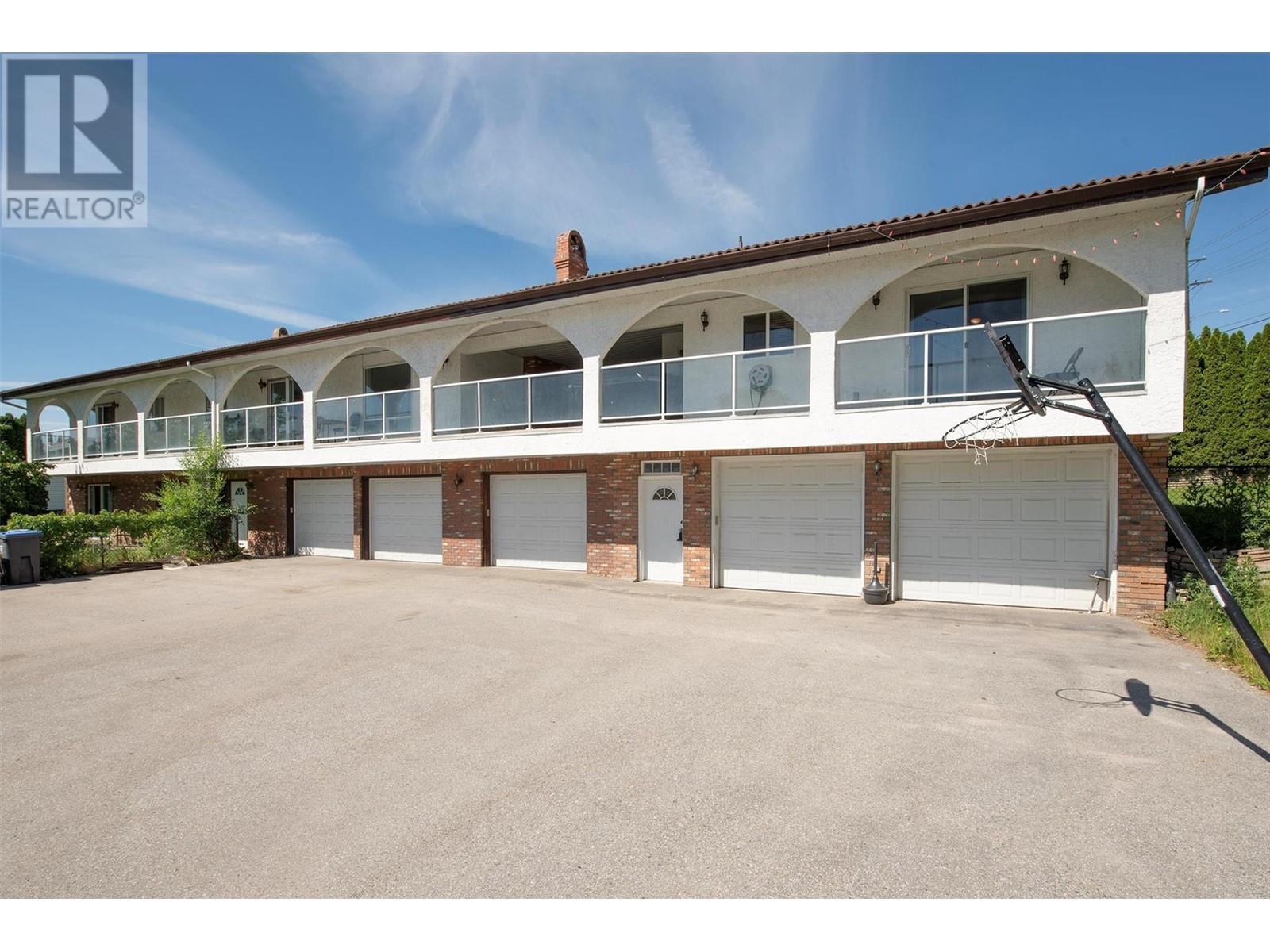  215 Arab Road, Kelowna