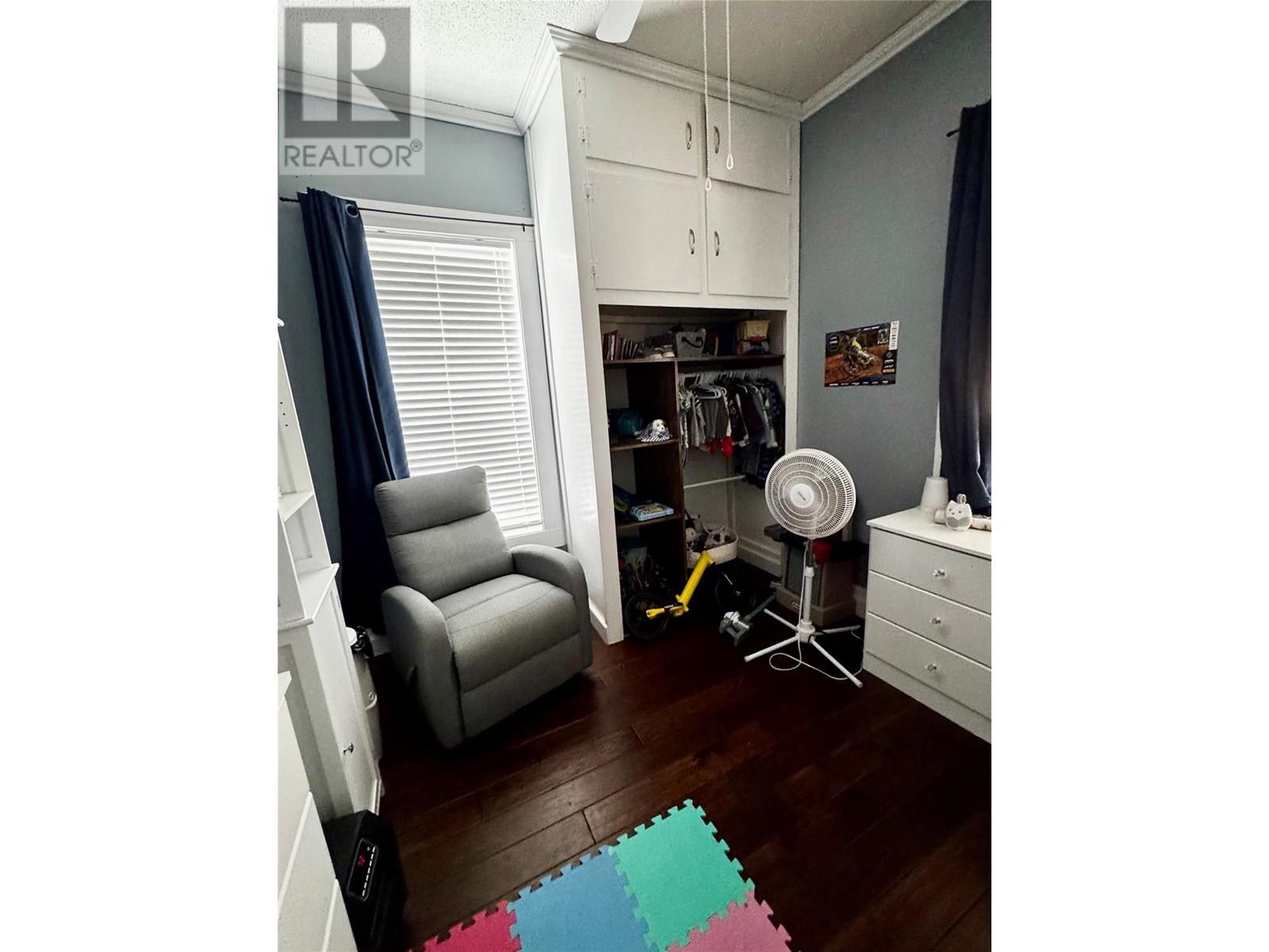  1902 Nicola Avenue, Merritt