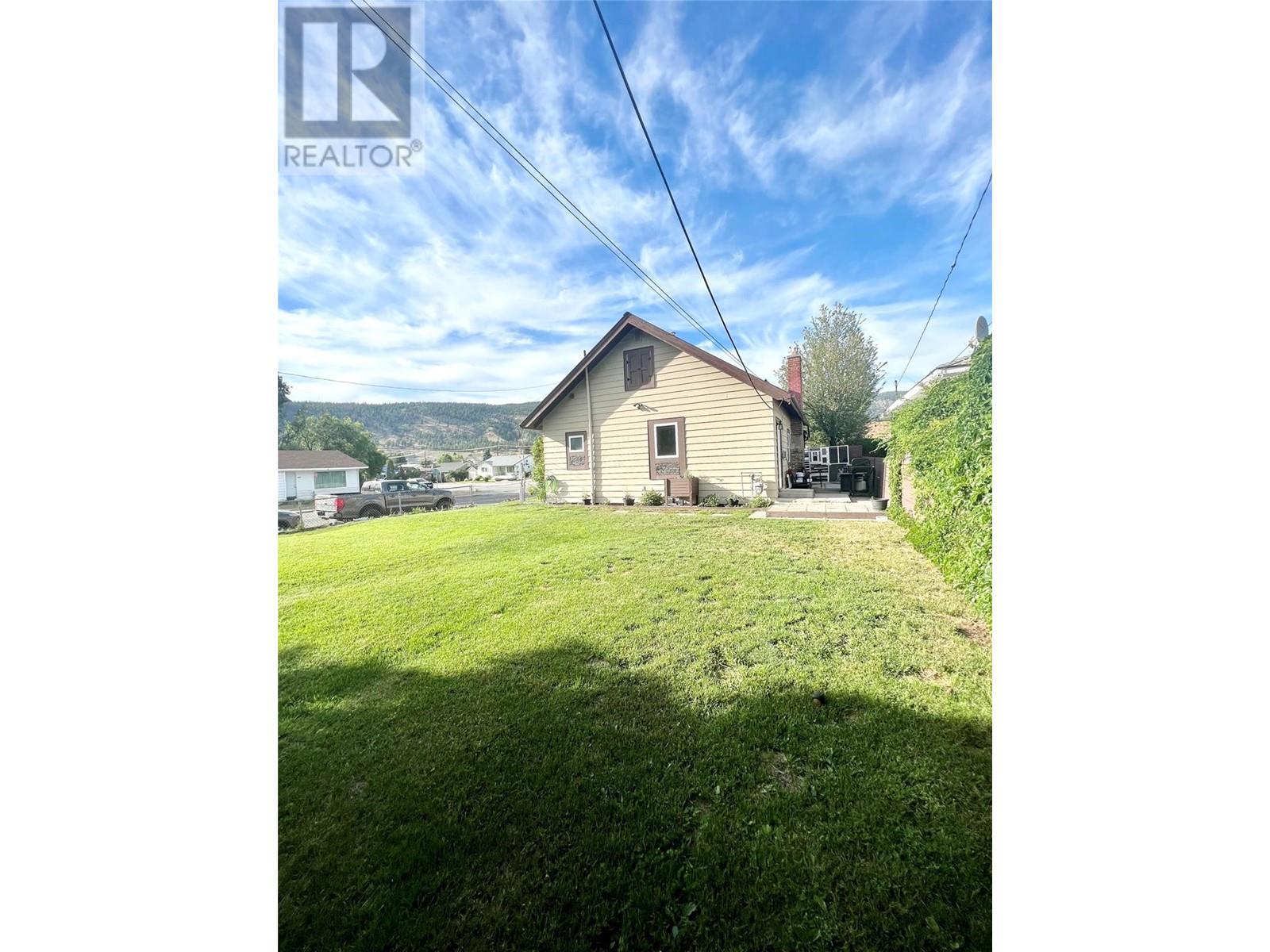  1902 Nicola Avenue, Merritt