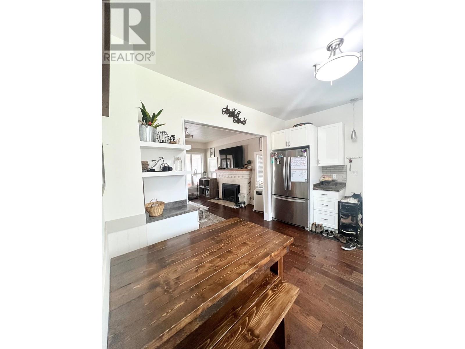  1902 Nicola Avenue, Merritt