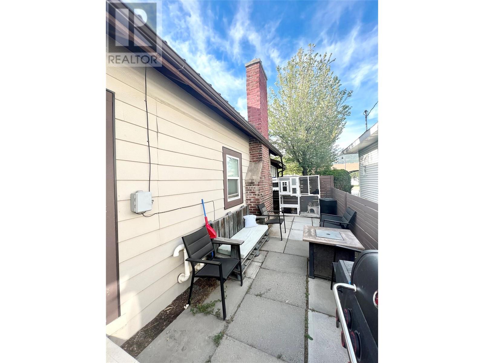  1902 Nicola Avenue, Merritt