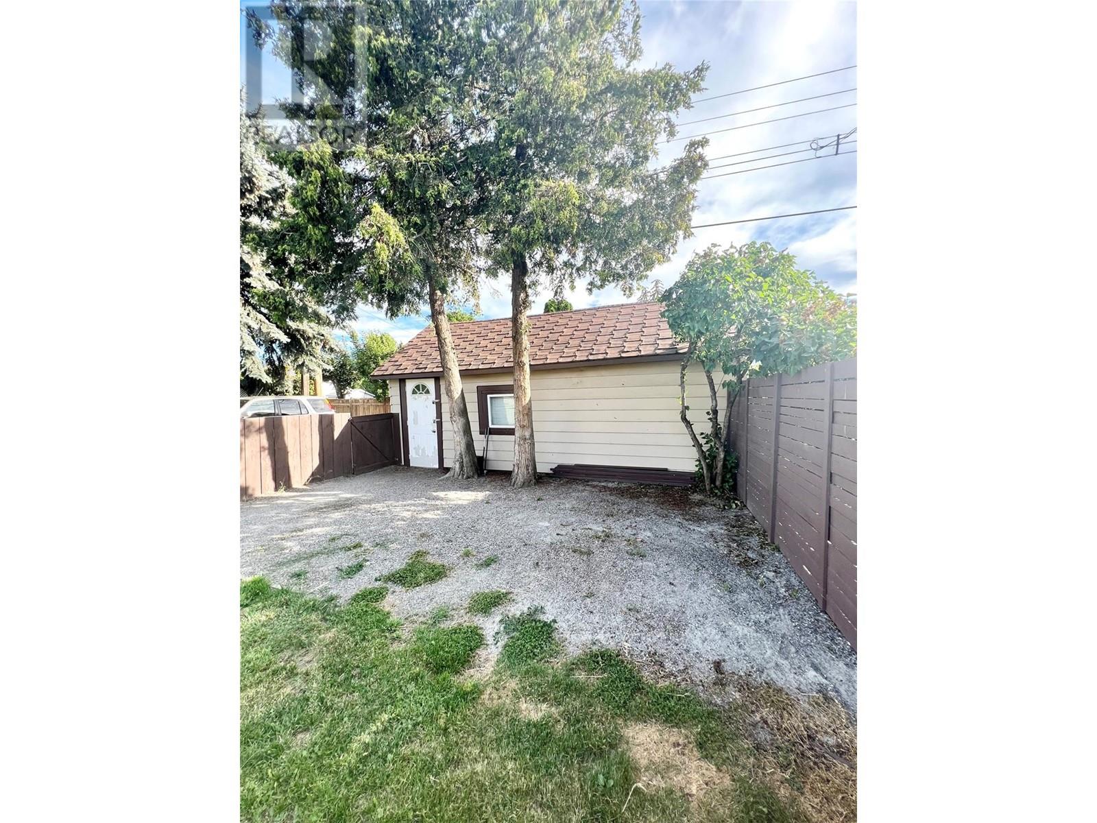  1902 Nicola Avenue, Merritt