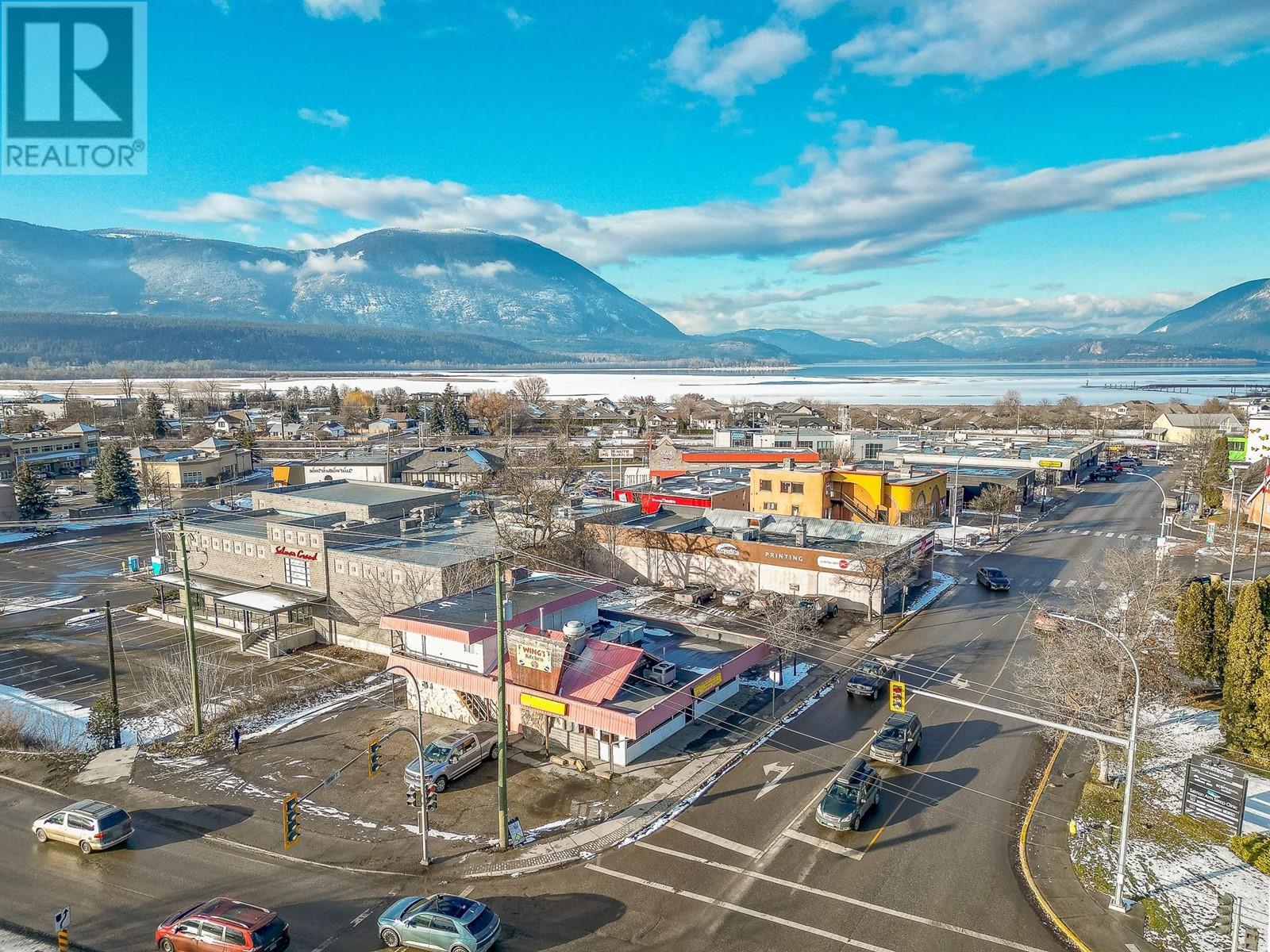 Photo 18 of 21 61 Shuswap Street Nw, Salmon Arm BC