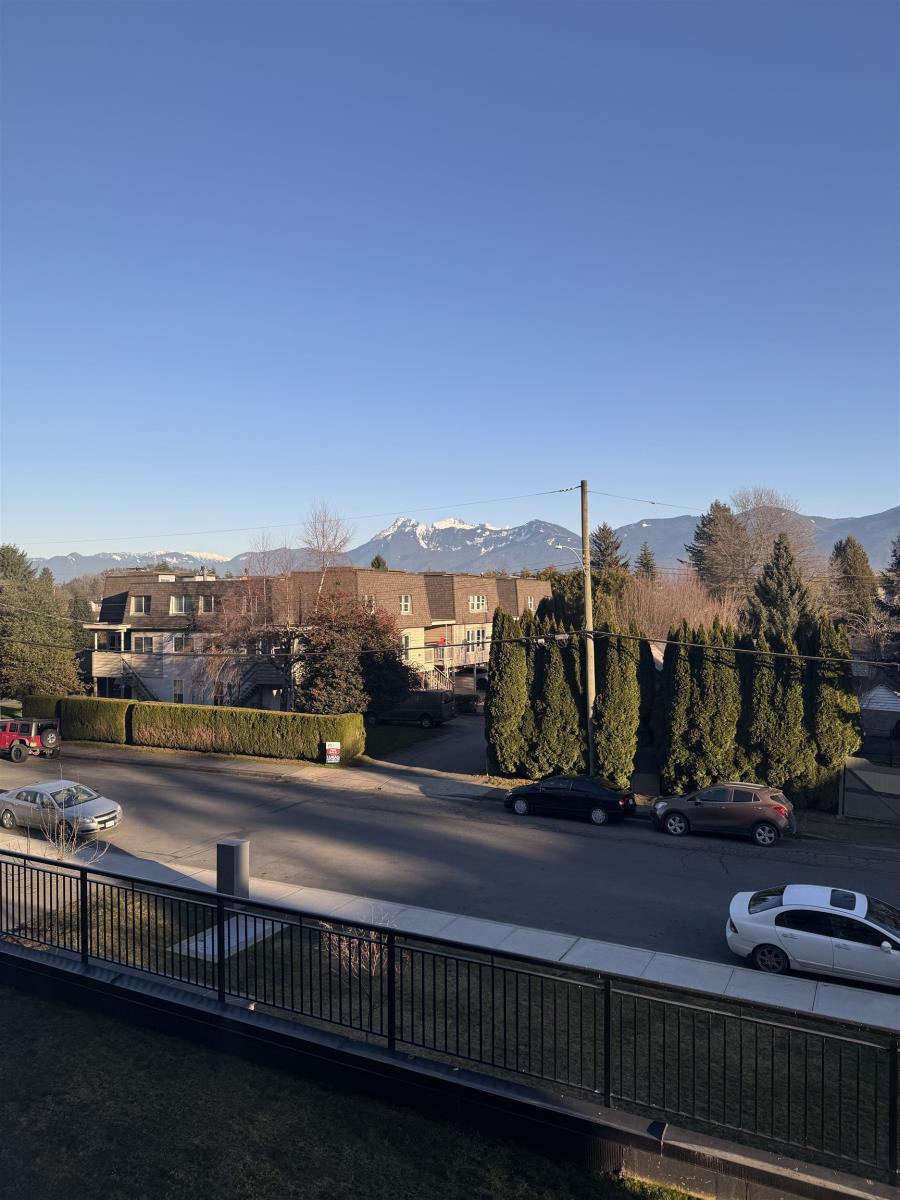 203 9450 ROBSON STREET, Chilliwack Proper West, Chilliwack real estate listing R2959958