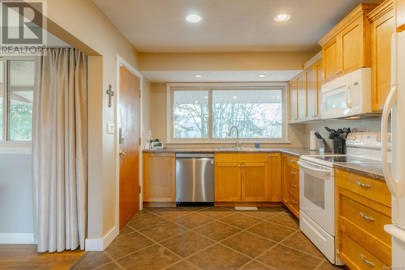 3988 3rd Ave, Port Alberni real estate listing 985937