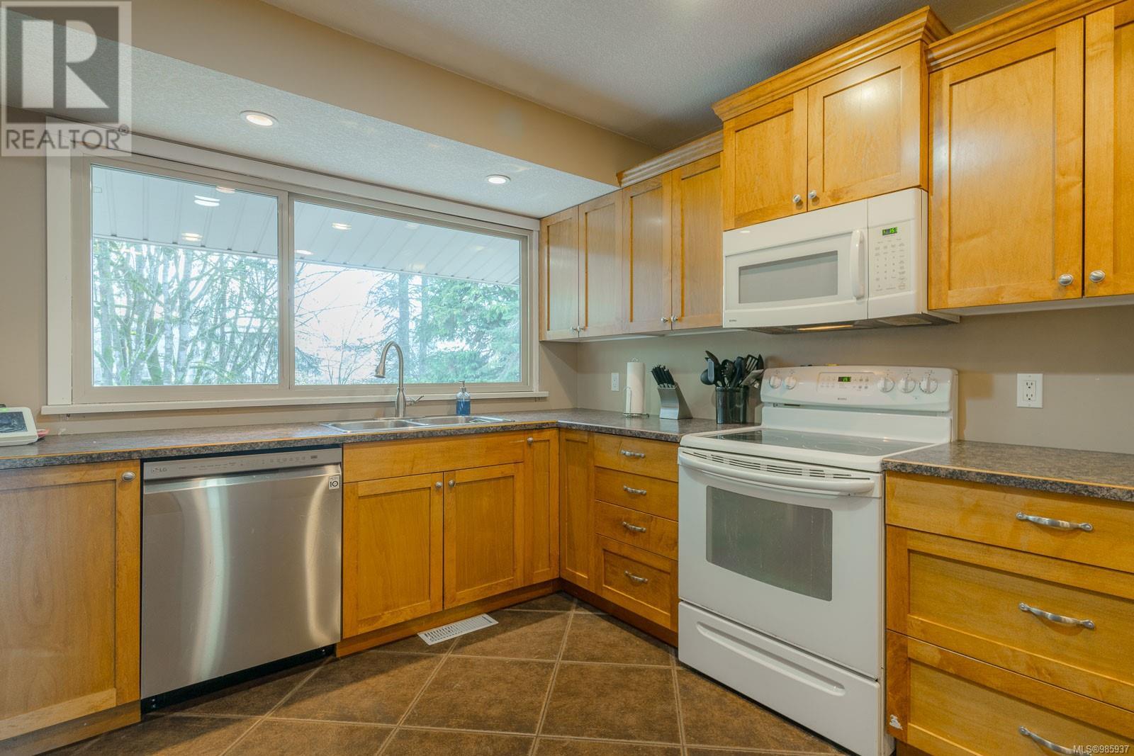 3988 3rd Ave, Port Alberni real estate listing 985937