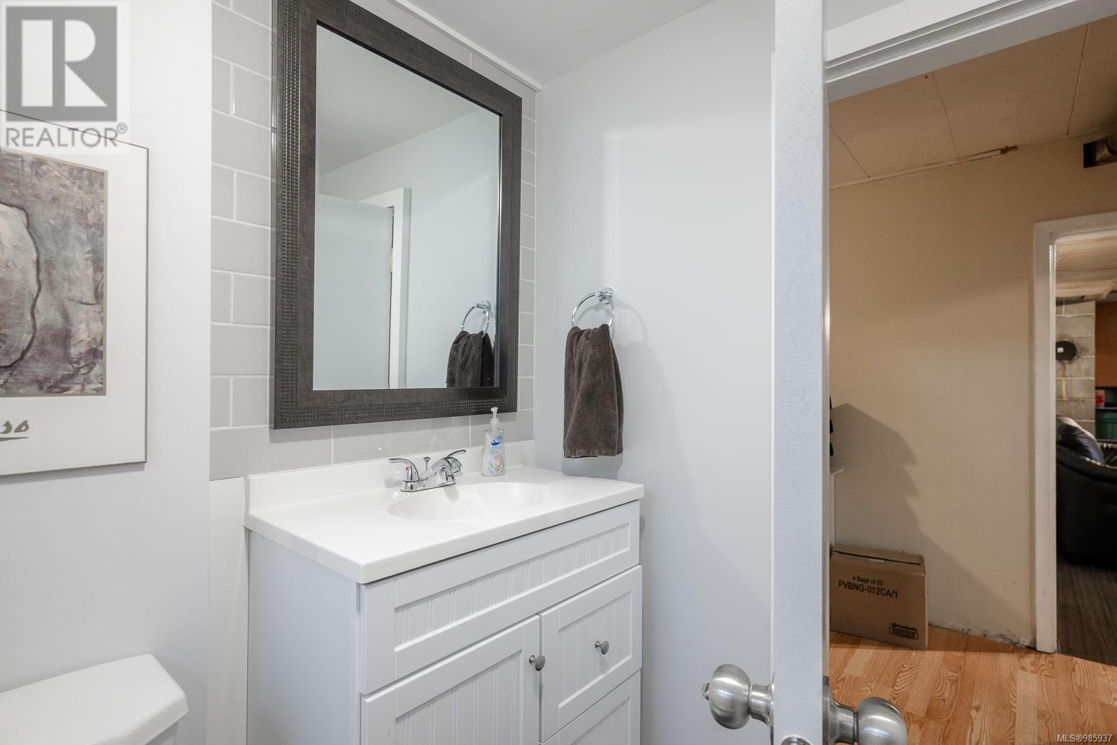 3988 3rd Ave, Port Alberni real estate listing 985937