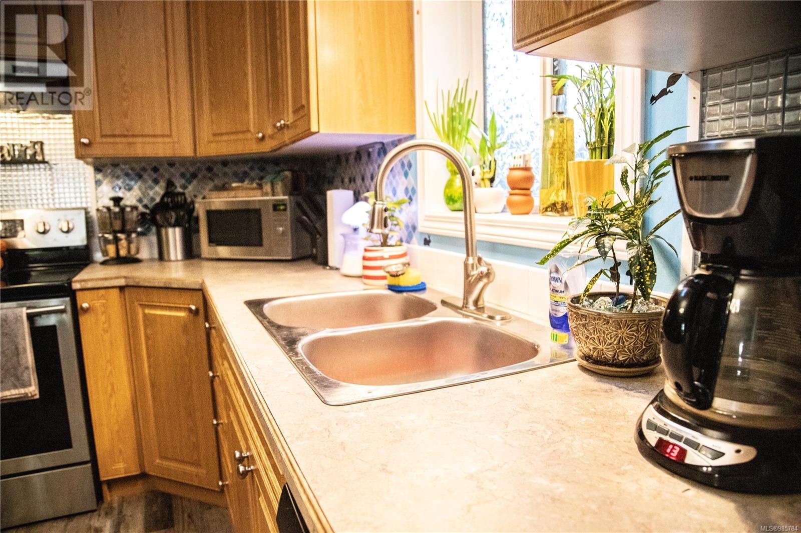 3 10325 Lakeshore Rd, Port Alberni real estate listing 985784