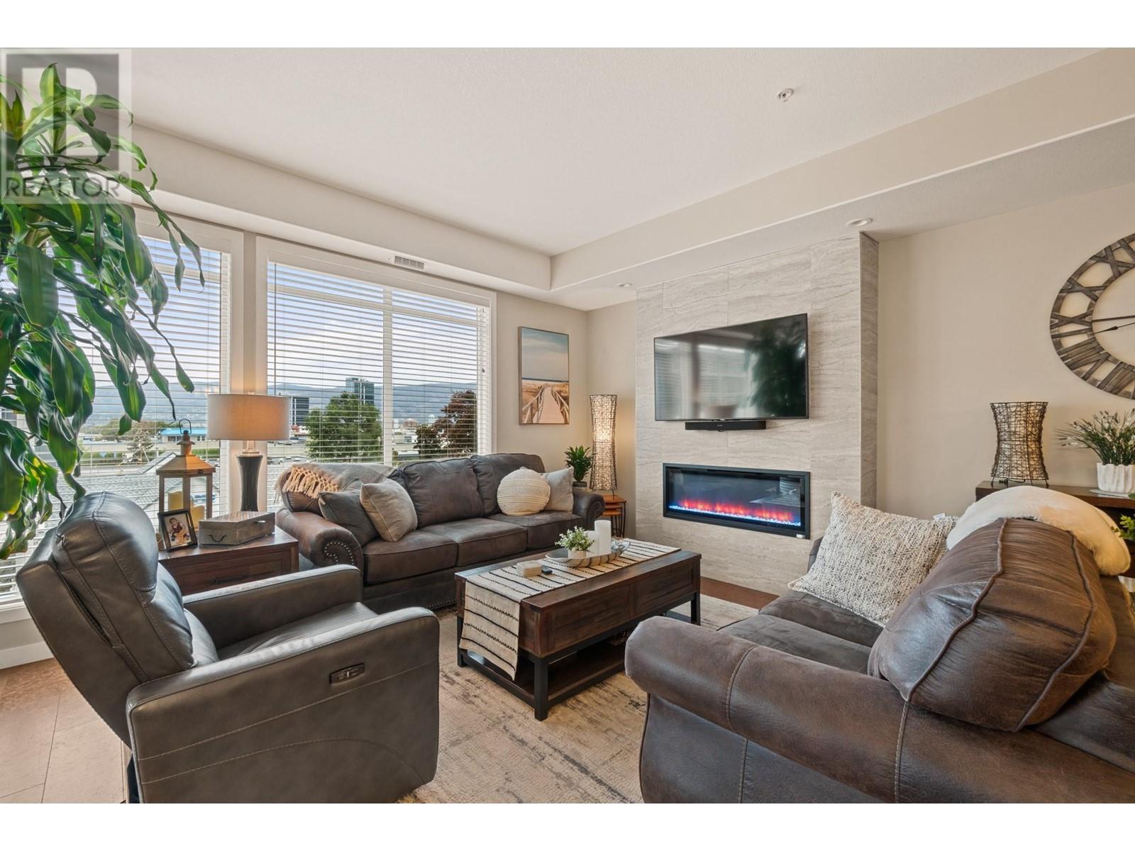#302 1933 AMBROSI ROAD - Image 3