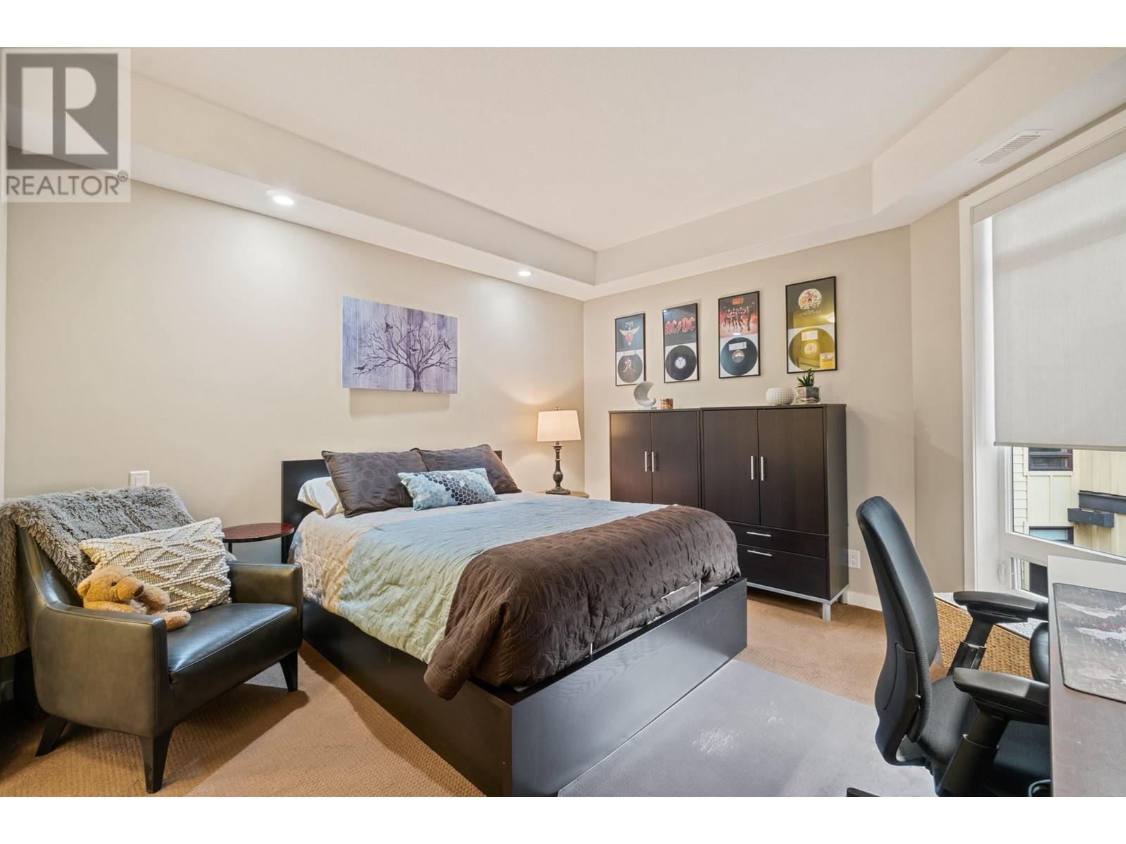 #302 1933 AMBROSI ROAD - Image 11