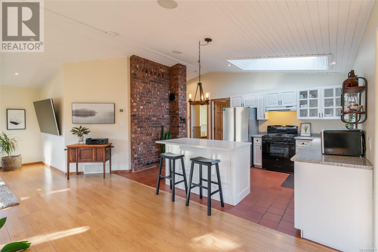 2760 Ritten Rd, Nanaimo real estate listing 985448