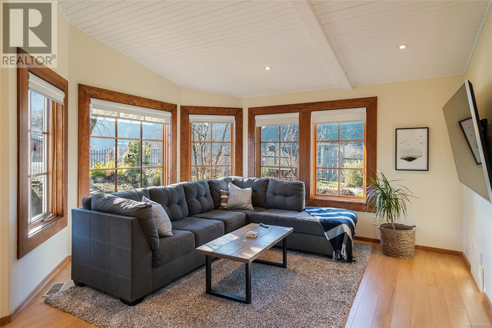 2760 Ritten Rd, Nanaimo real estate listing 985448
