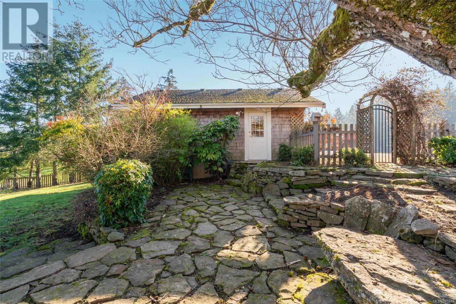 2760 Ritten Rd, Nanaimo real estate listing 985448