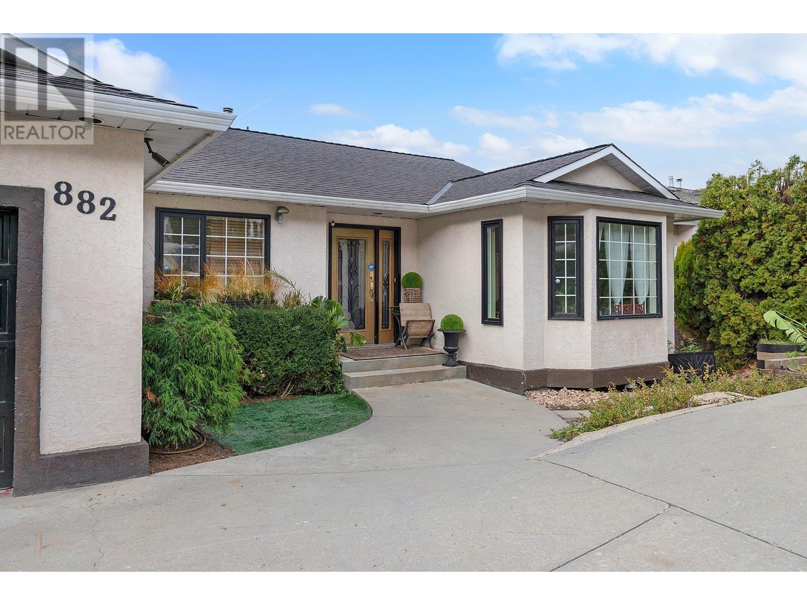  882 Toovey Road, Kelowna