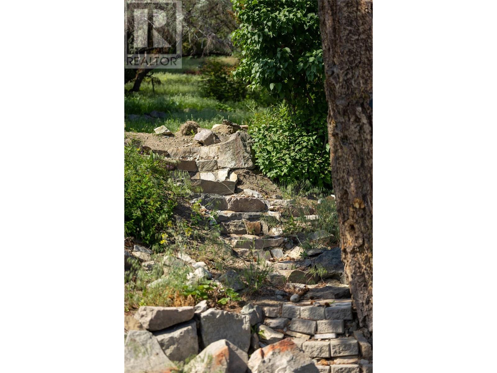  7250 Highway 97 Other South, Peachland