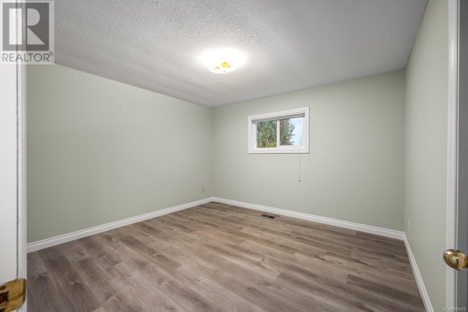 1241 21st St, Courtenay real estate listing 986070