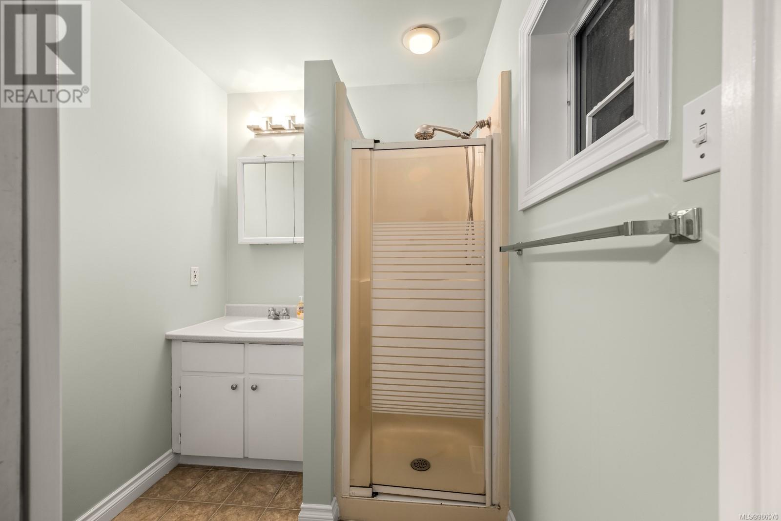 1241 21st St, Courtenay real estate listing 986070