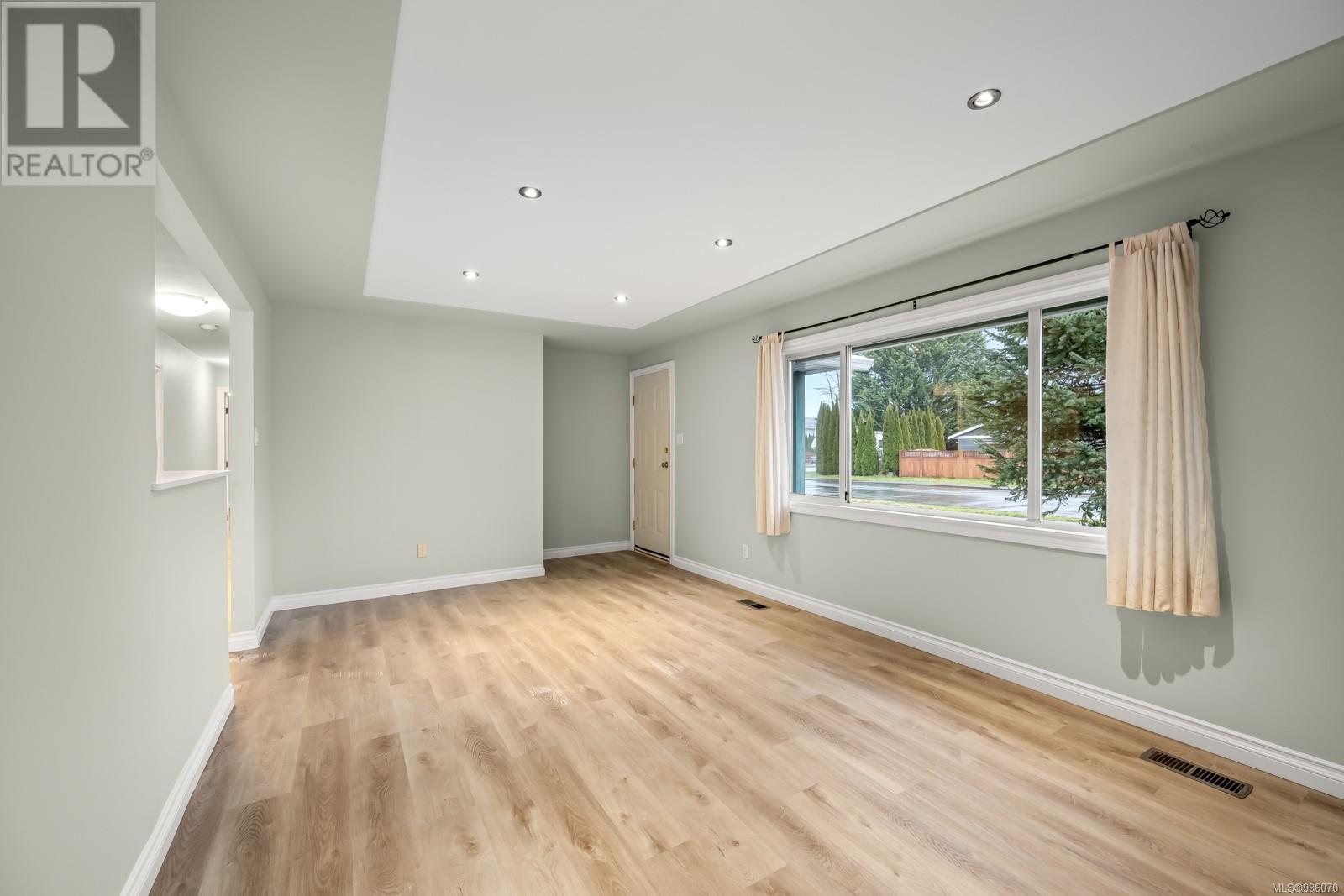 1241 21st St, Courtenay real estate listing 986070