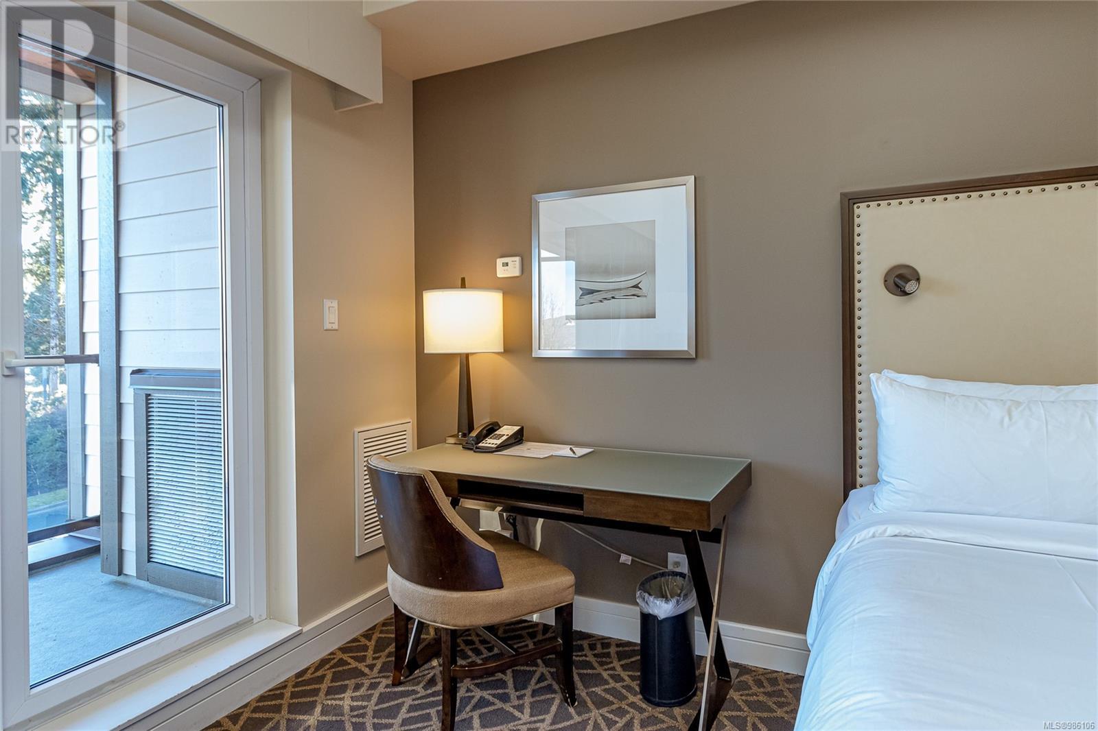 218-220 B 1376 Lynburne Pl, Langford real estate listing 986106