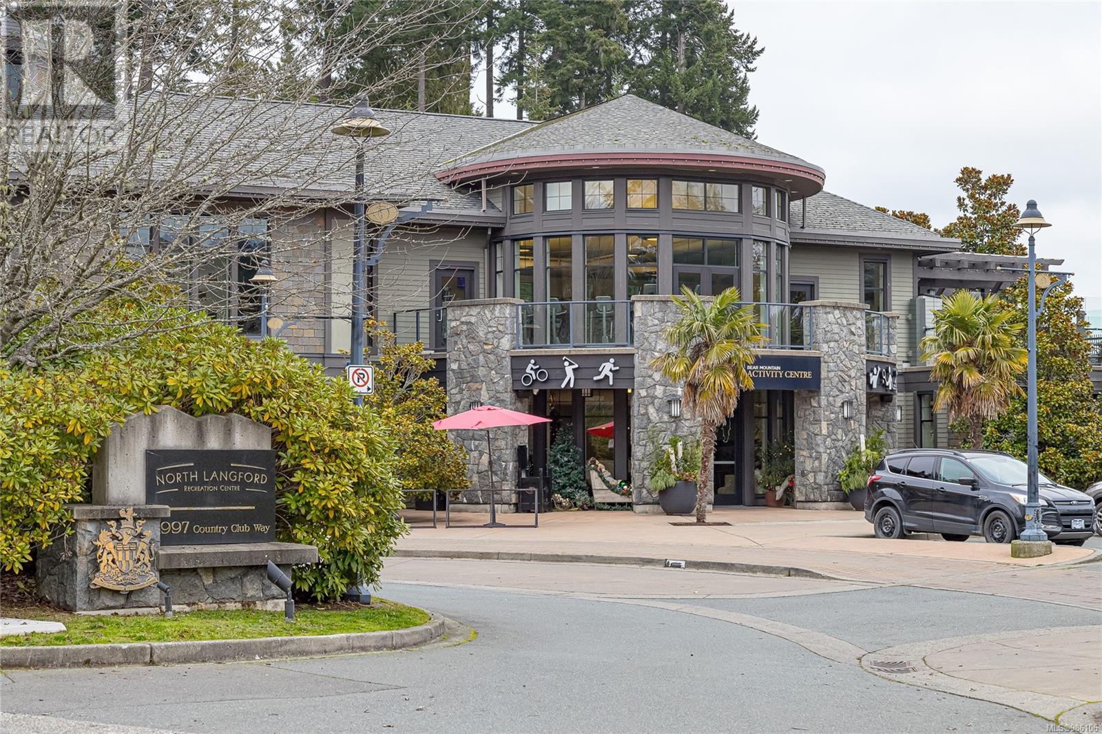 218-220 B 1376 Lynburne Pl, Langford real estate listing 986106