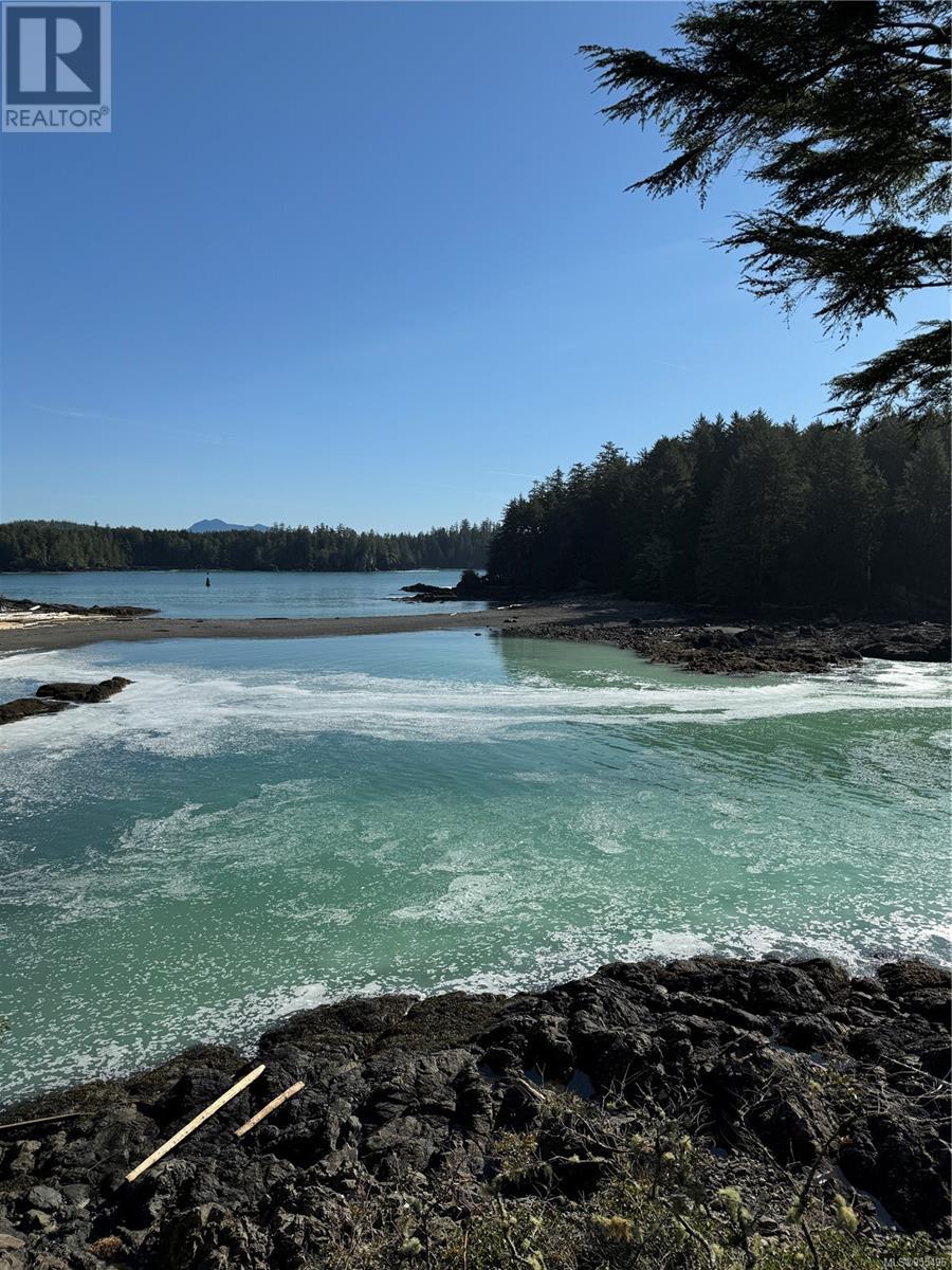 0 Francis Island, Ucluelet