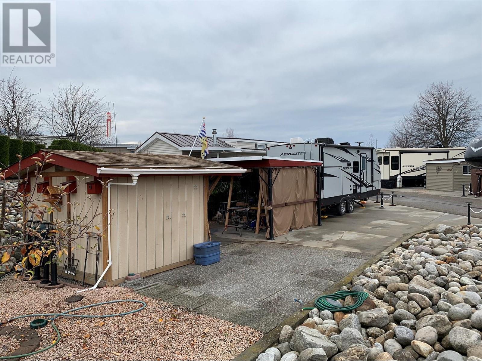 41 8000 Highland Road, Vernon