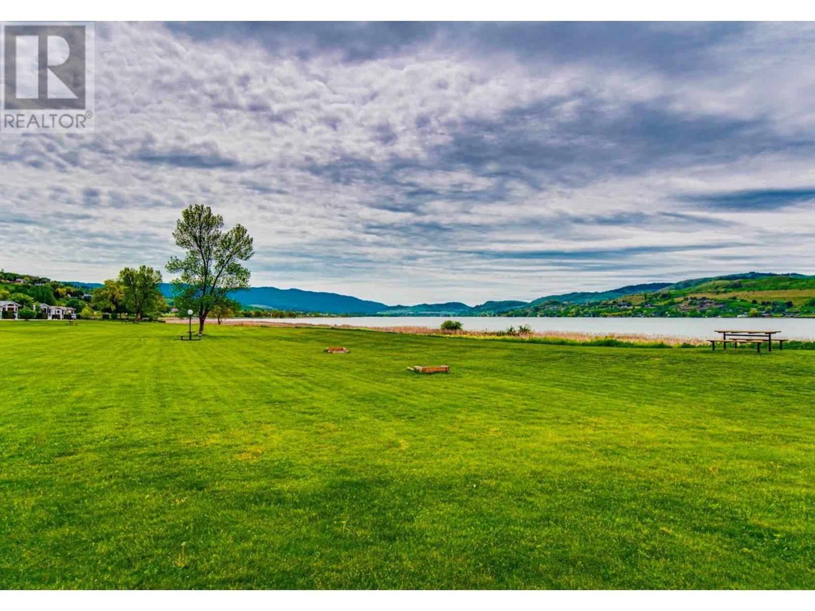 41 8000 Highland Road, Vernon