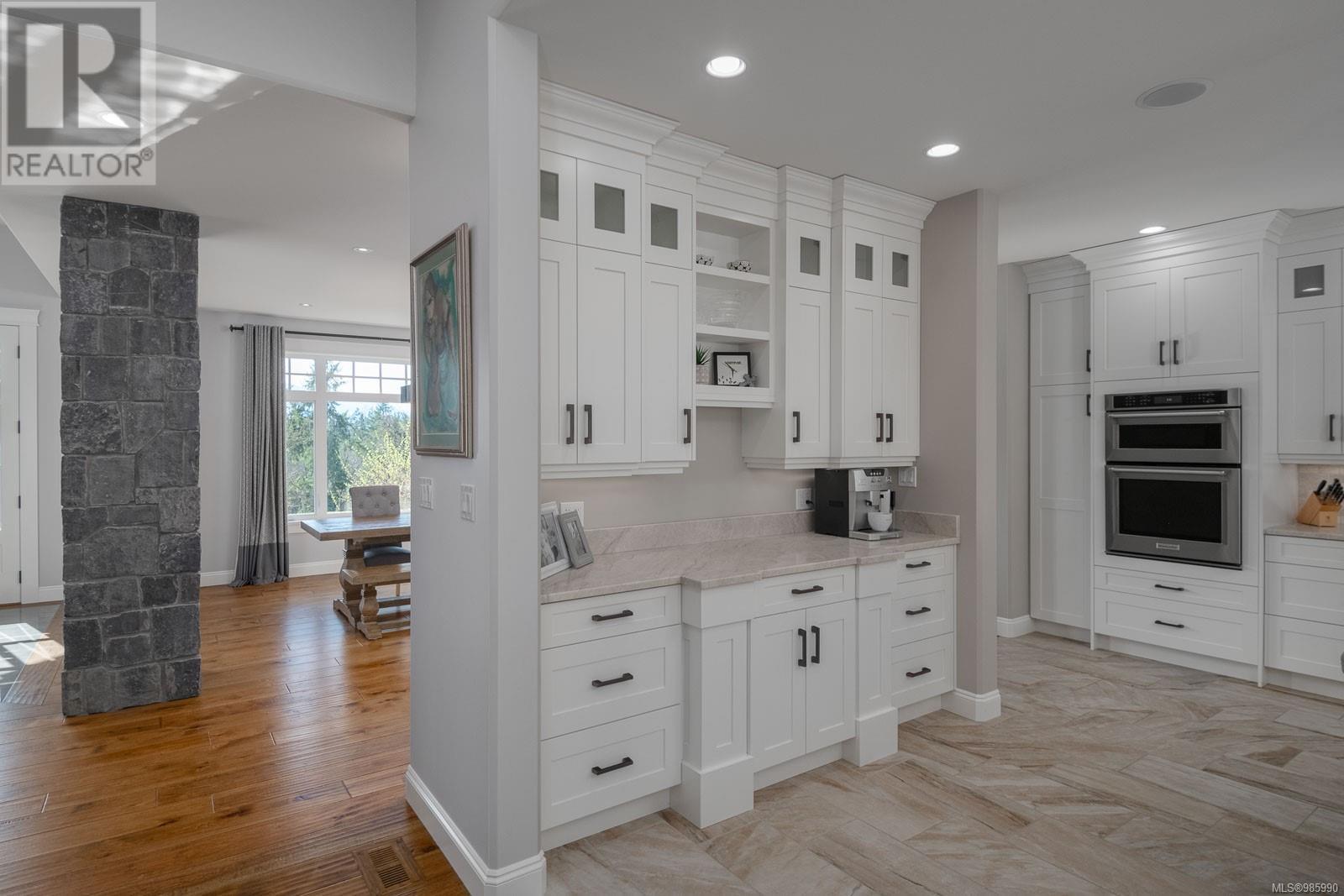 6181 Chase Dr, Port Alberni real estate listing 985990