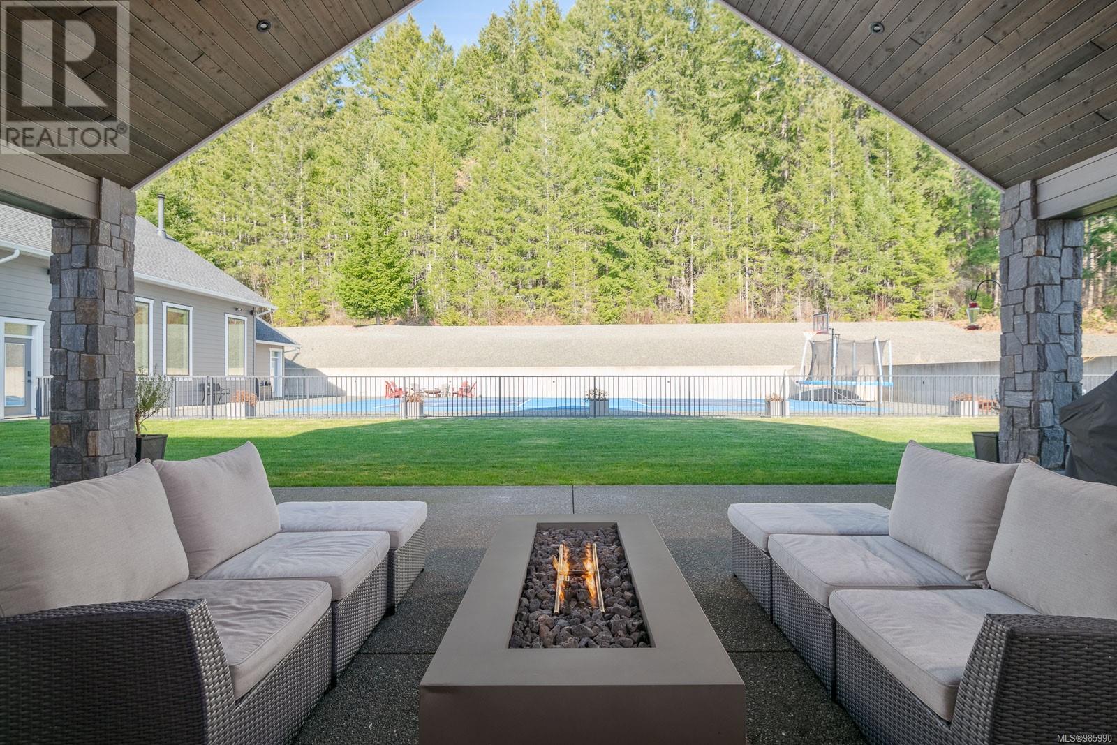 6181 Chase Dr, Port Alberni real estate listing 985990