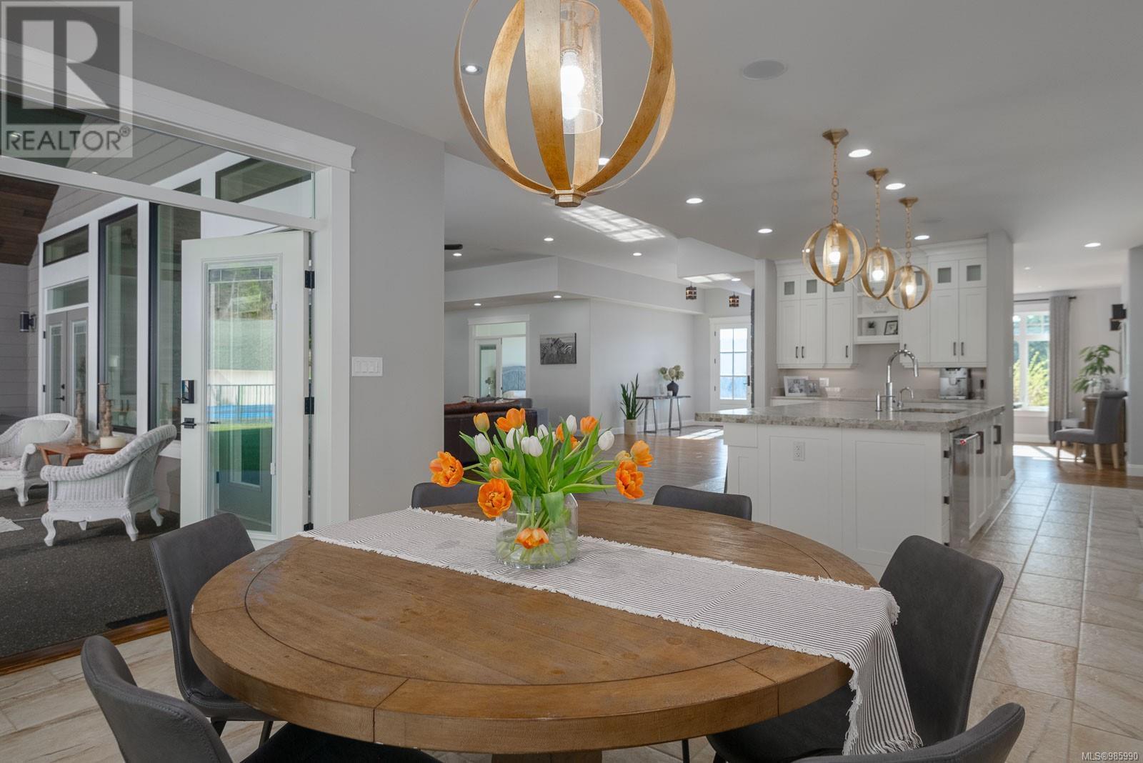 6181 Chase Dr, Port Alberni real estate listing 985990
