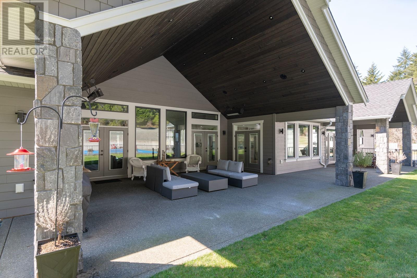 6181 Chase Dr, Port Alberni real estate listing 985990