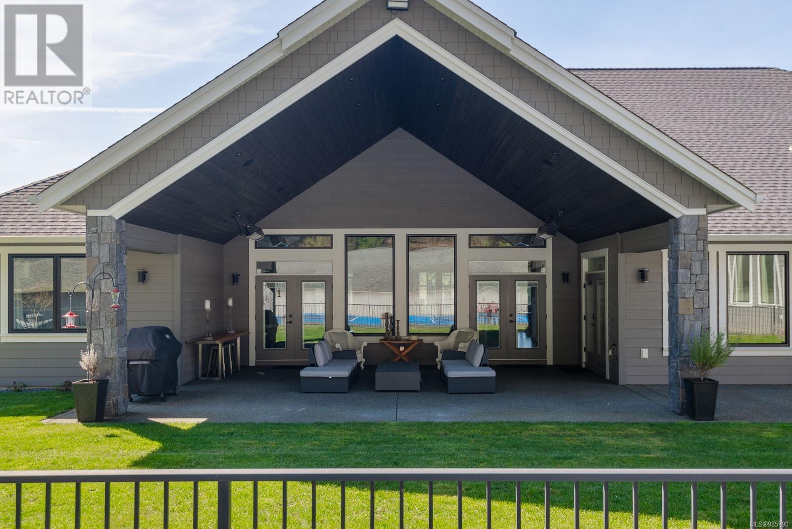 6181 Chase Dr, Port Alberni real estate listing 985990
