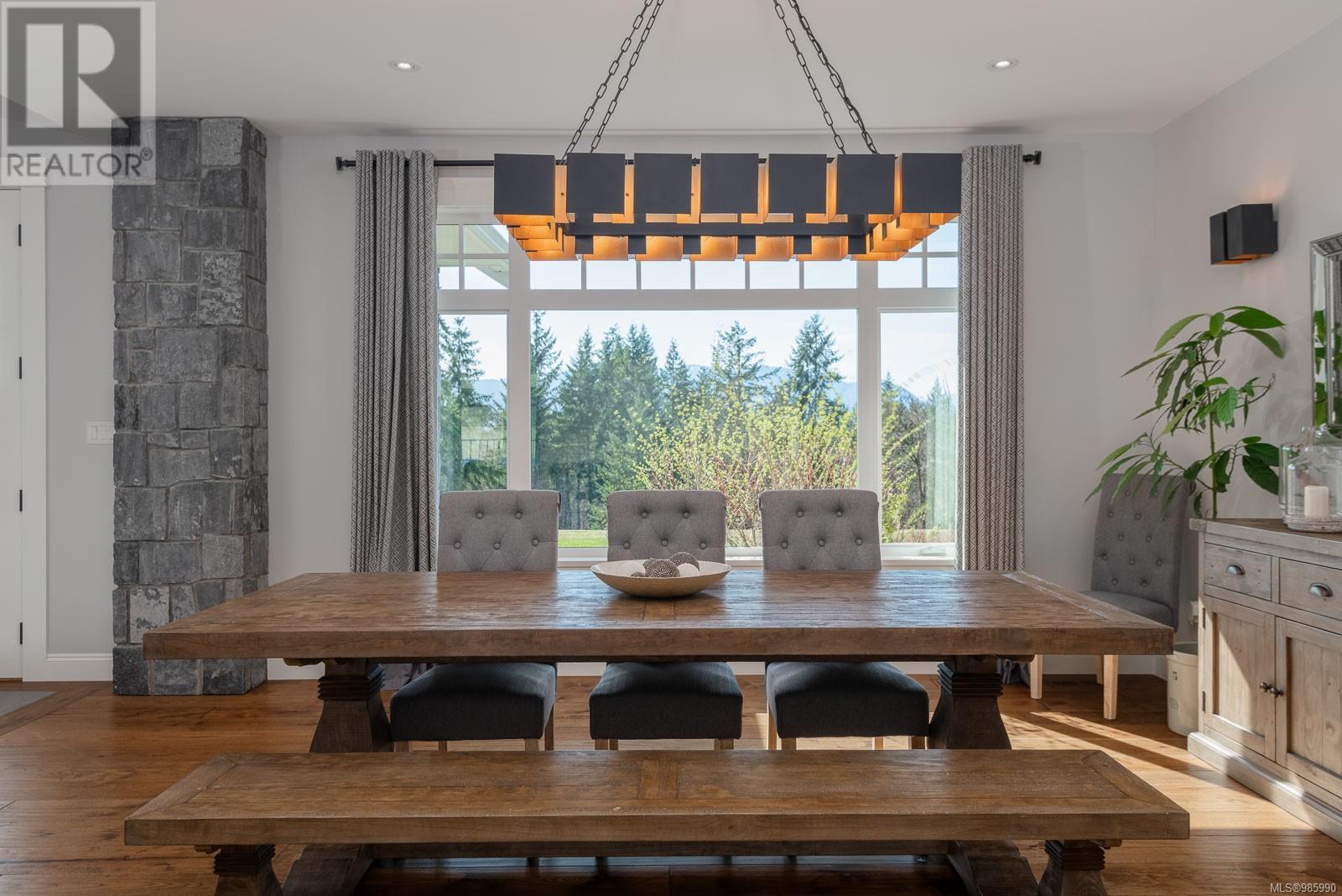 6181 Chase Dr, Port Alberni real estate listing 985990