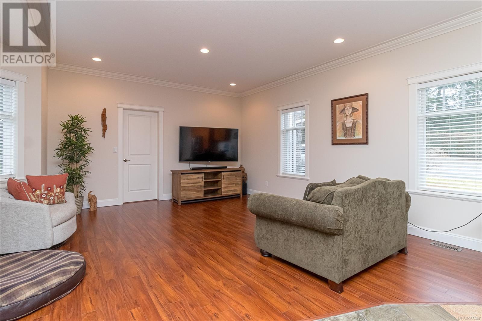 2559 Myles Lake Rd, Nanaimo real estate listing 986047